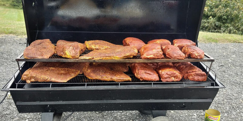 Company Picnic for 550 People Cooked on the Meadow Creek PR72T Pig Roaster Trailer