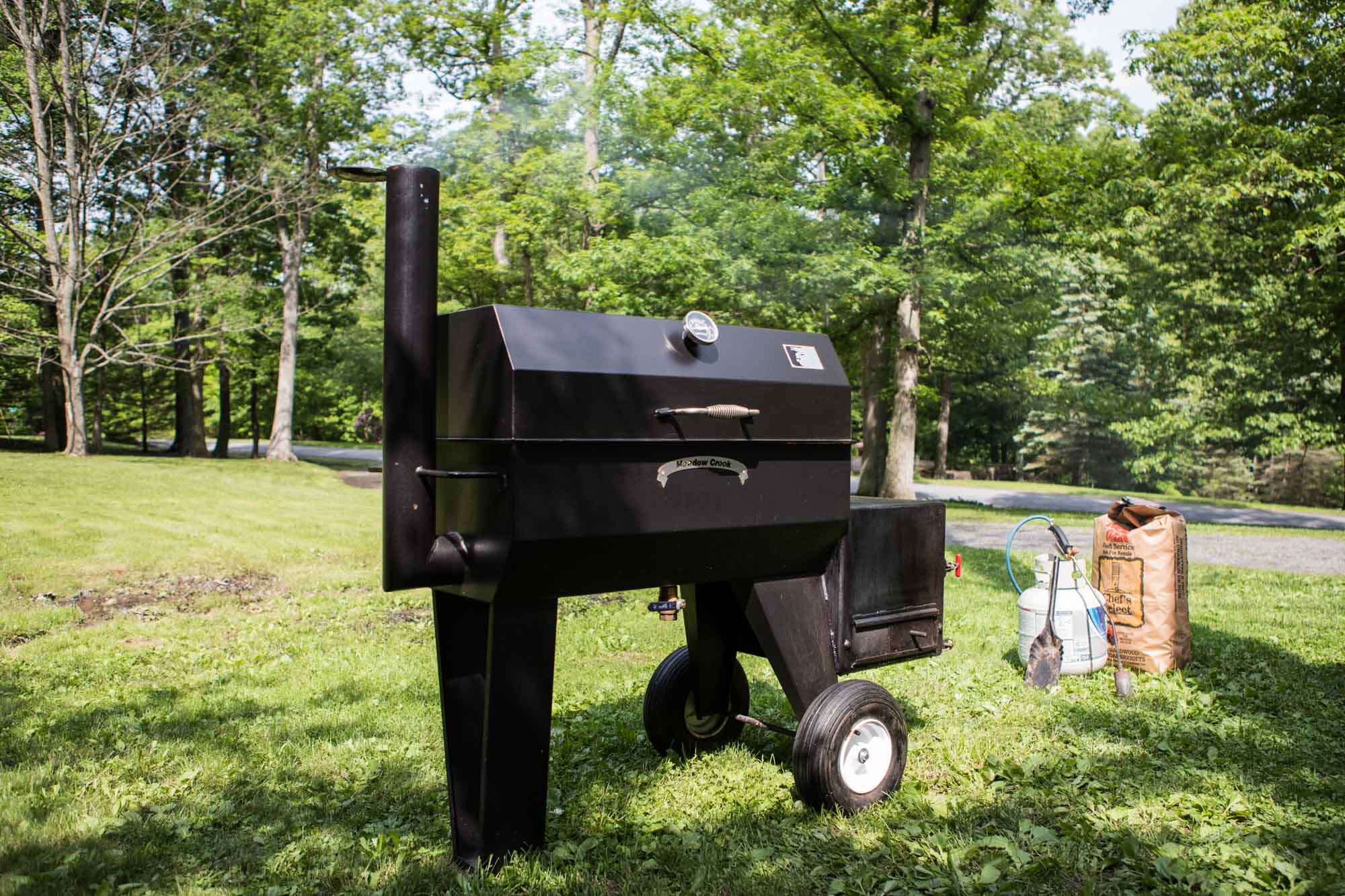 Smoking Steelhead on Meadow Creek SQ36 Offset Smoker