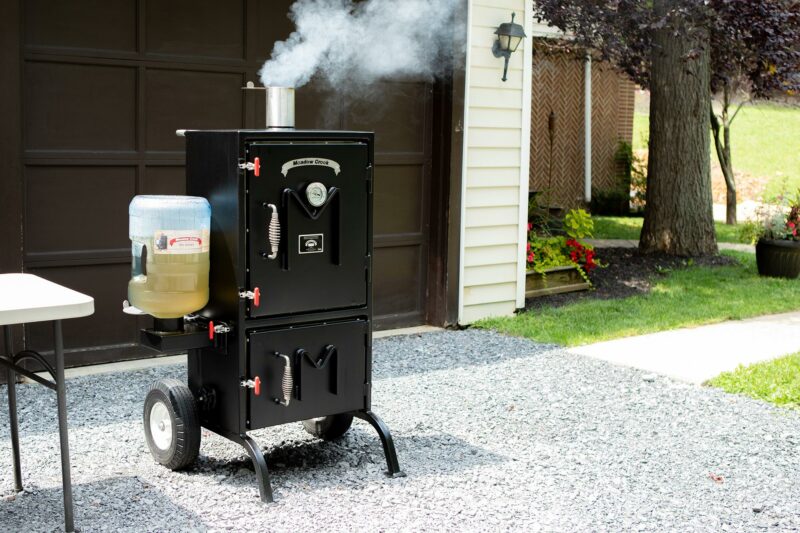 Meadow Creek BX25 Box Smoker