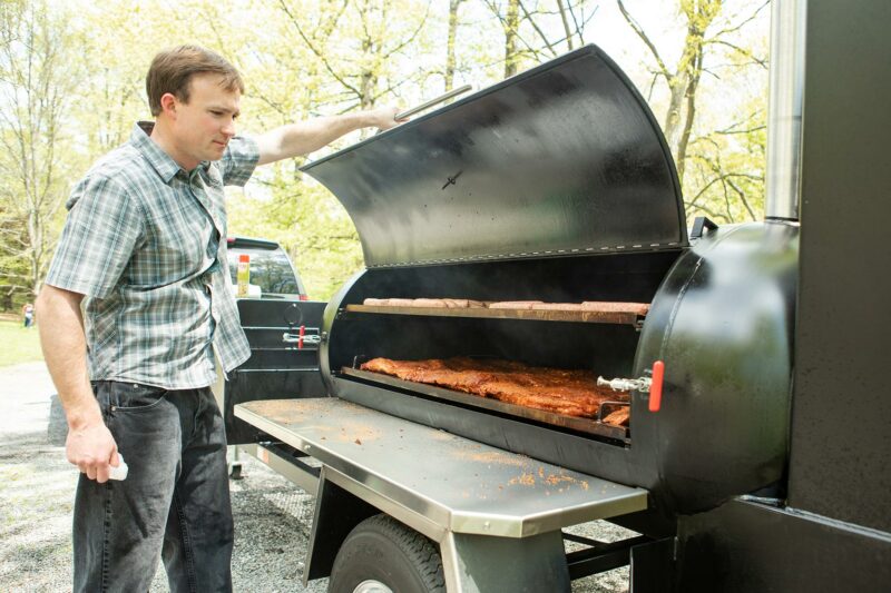 Meadow Creek Reverse Flow Smoker