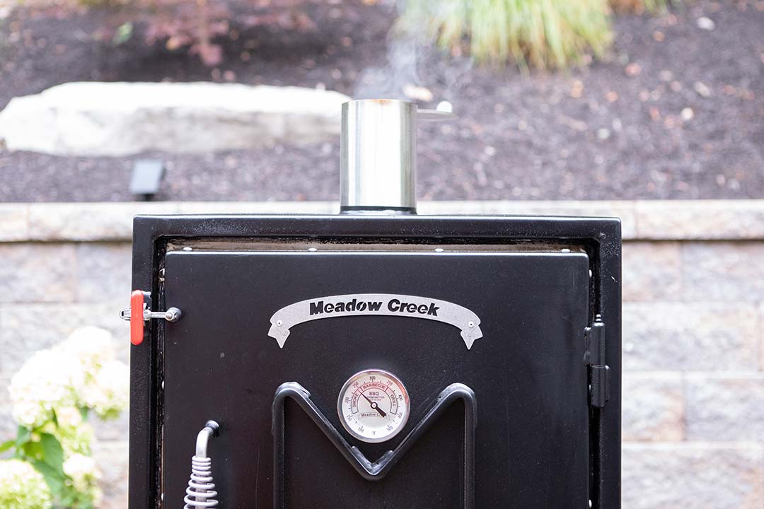 BX25 Box Smoker